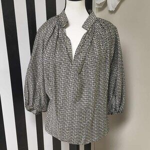 H&M: Black and White Patterned Balloon-Sleeved Blouse Size XL